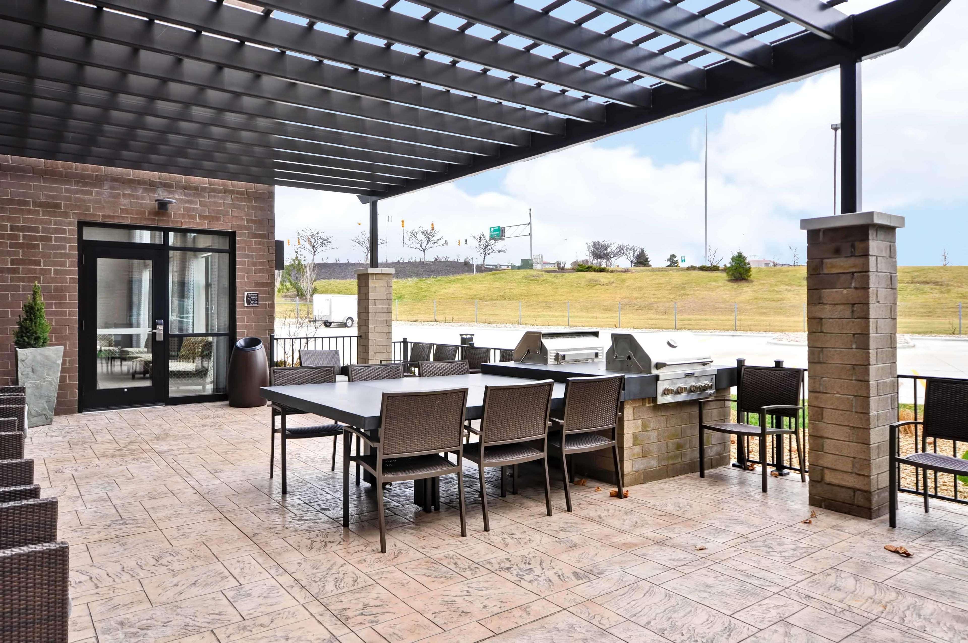 Homewood Suites By Hilton Cincinnati/West Chester Exterior photo