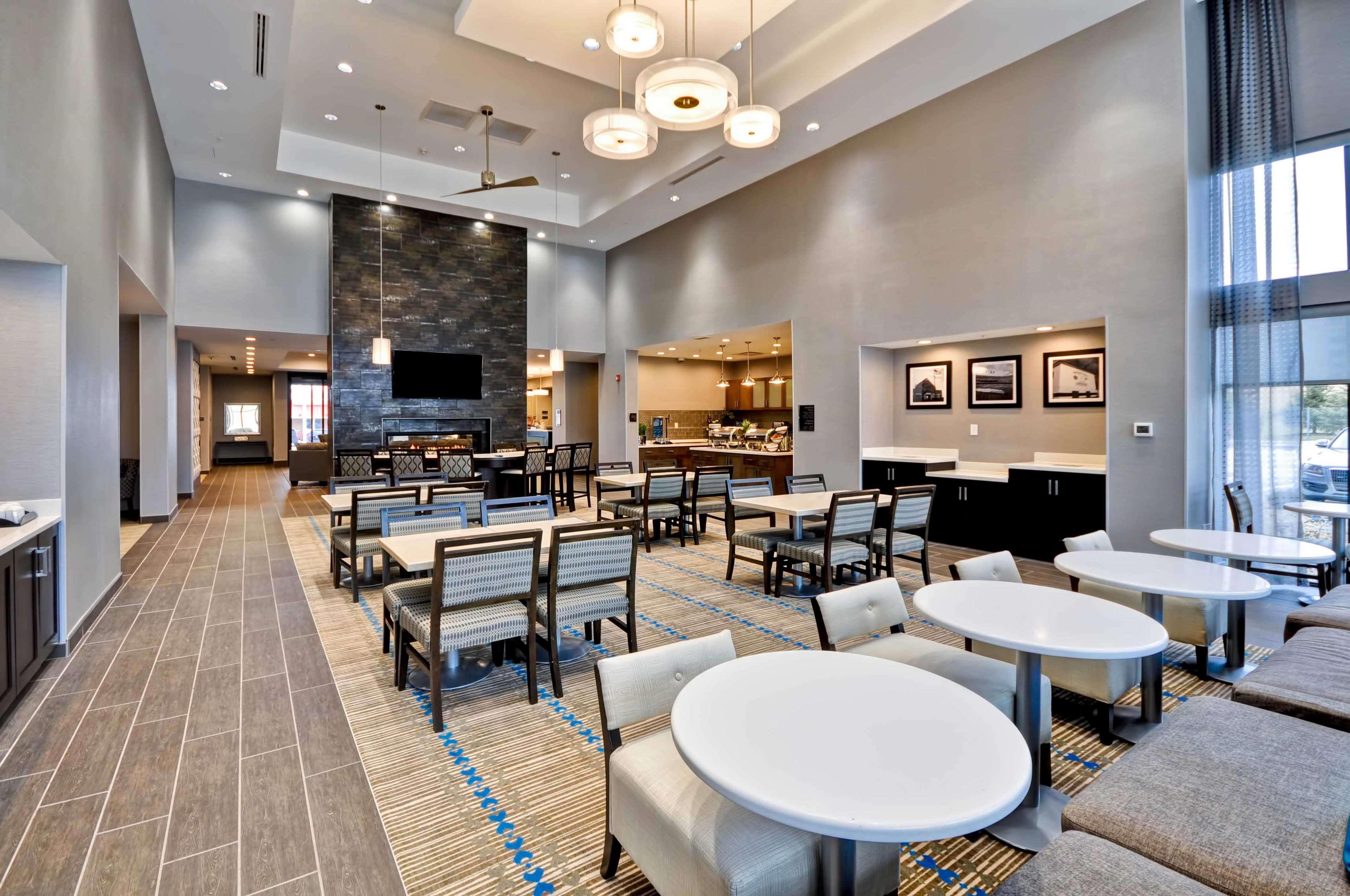 Homewood Suites By Hilton Cincinnati/West Chester Exterior photo
